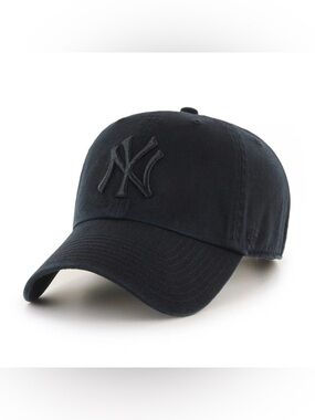 (New)New York Yankees Classic Navy Strapback Cap